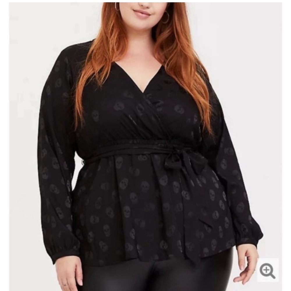 Torrid Jacquard Skill V-Neck Babydoll Long Sleeve Blouse